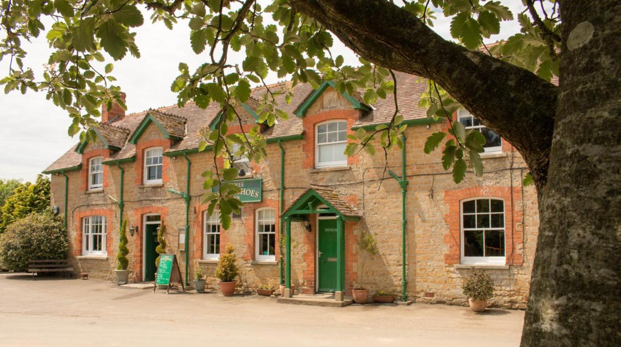 Three Horseshoes Inn Powerstock Exterior photo